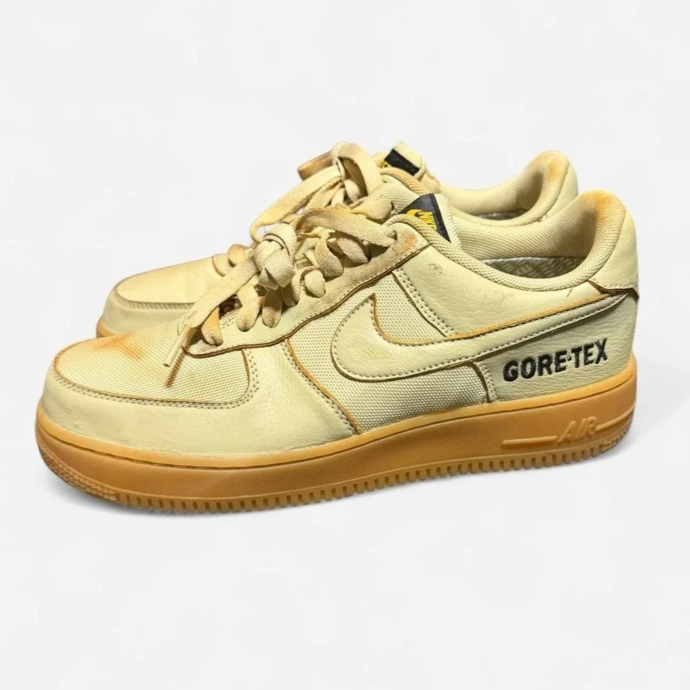 Nike Air Force 1 Low Gore-Tex Team Gold Shoes Size Mens 7.5 Women's 8.5